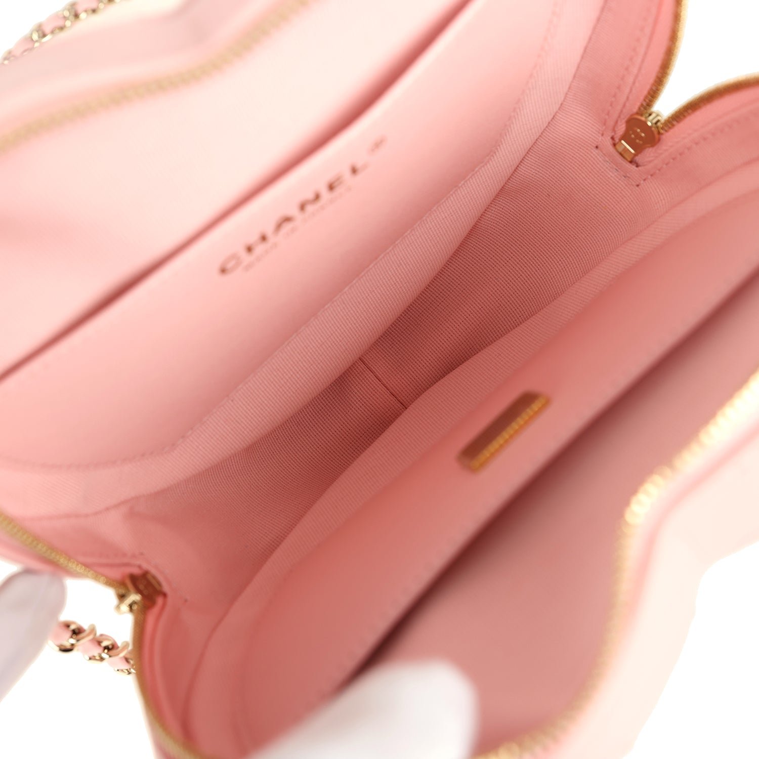 Chanel Large Heart Bag Light Pink Lambskin — view 8