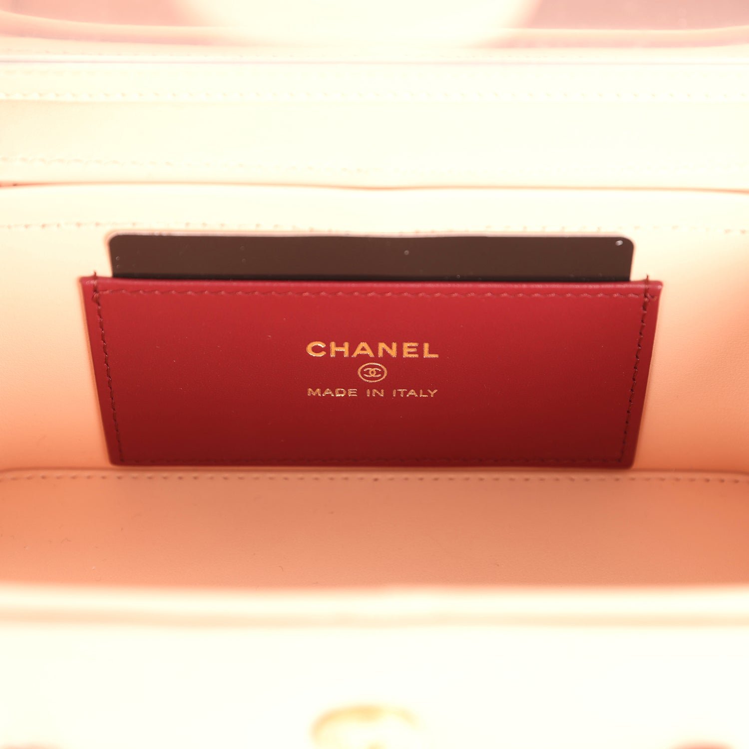 Chanel Vanity Light Pink Shiny Caviar — view 10