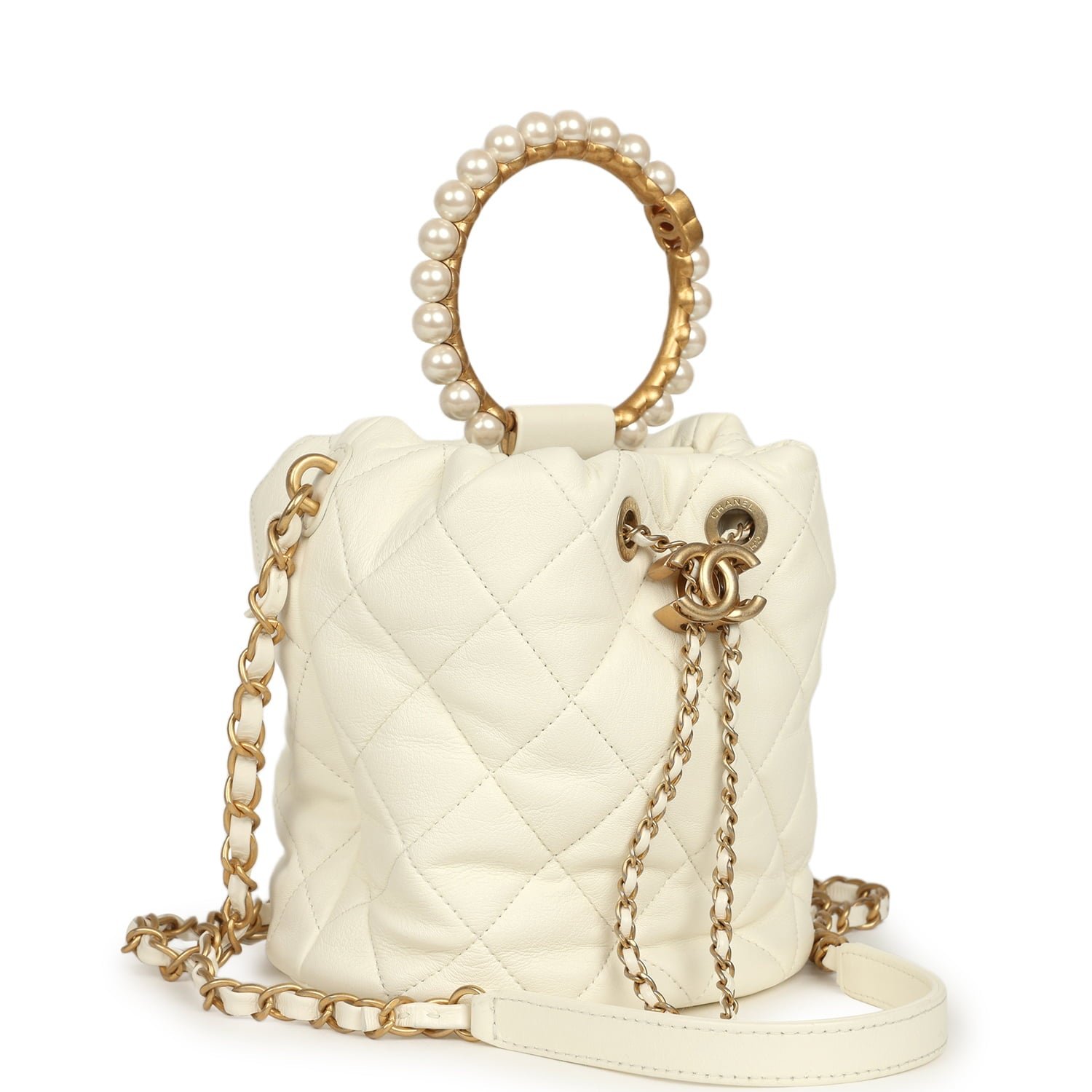 Pre-Owned Chanel Mini Bucket Bag White Calfskin — view 2