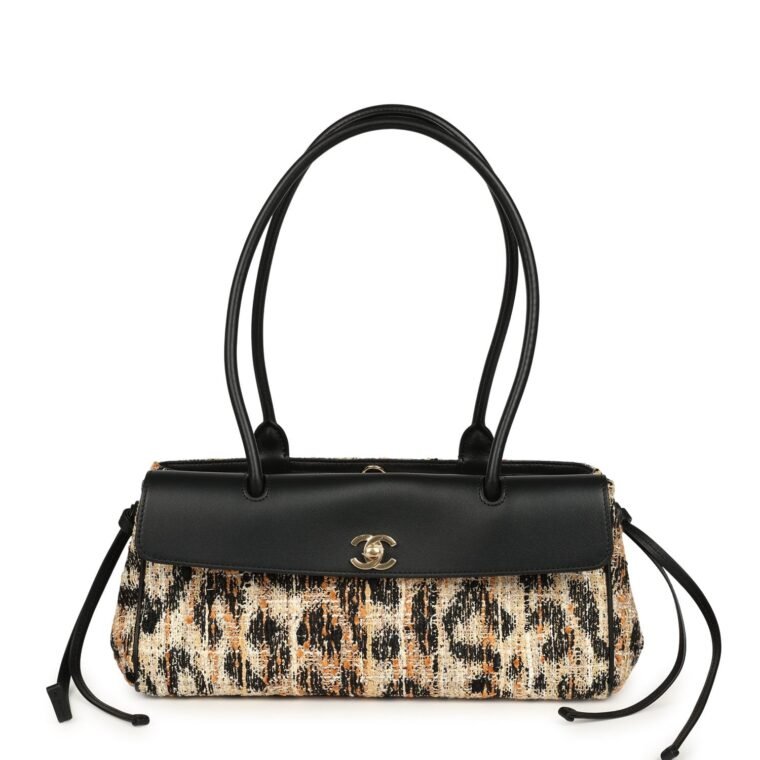 Chanel Small Shopping Tote Black Calfskin (075) for Sale