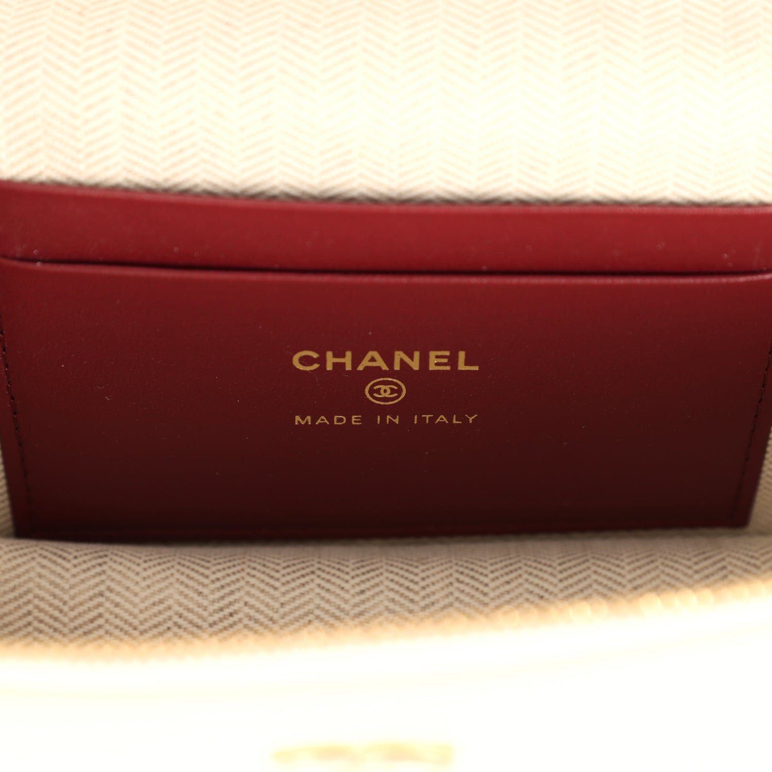 Chanel Vanity Case White Calfskin — view 10