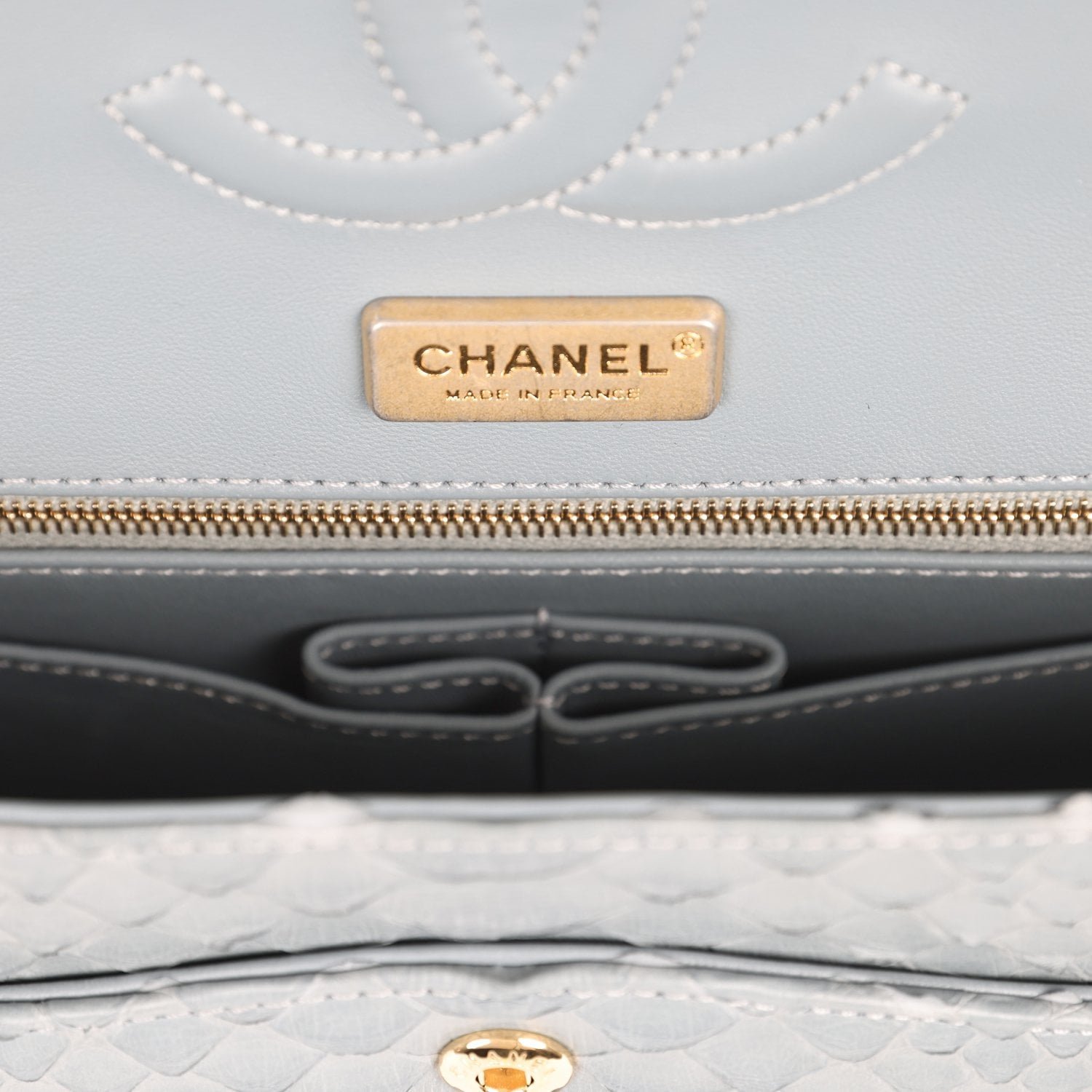 Pre-Owned Chanel Medium Classic Double Flap Grey — view 8
