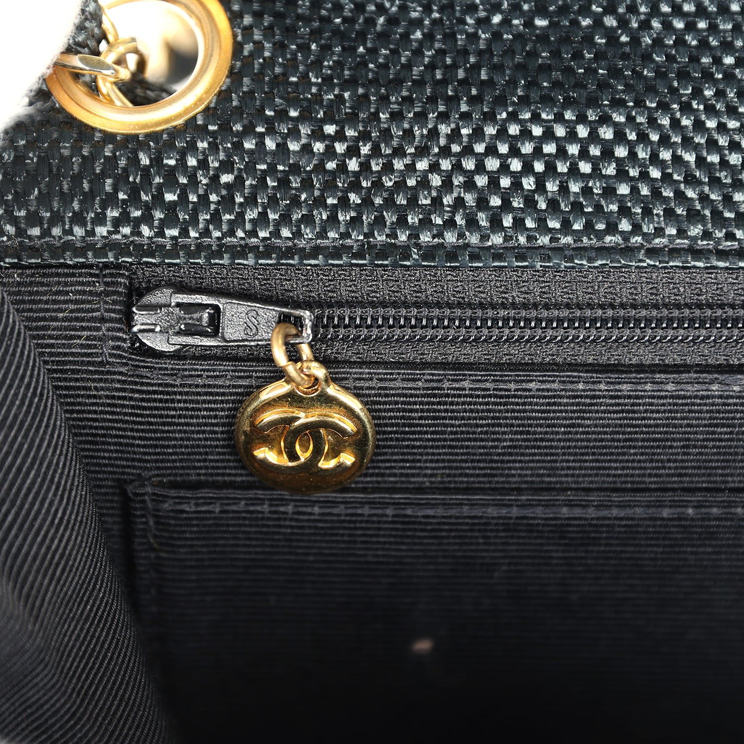 Vintage Chanel Flap Bag Black Raffia — view 10
