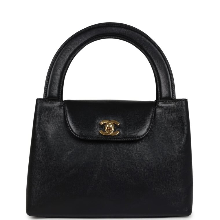 Vintage Chanel Large Kelly Black Caviar for Sale