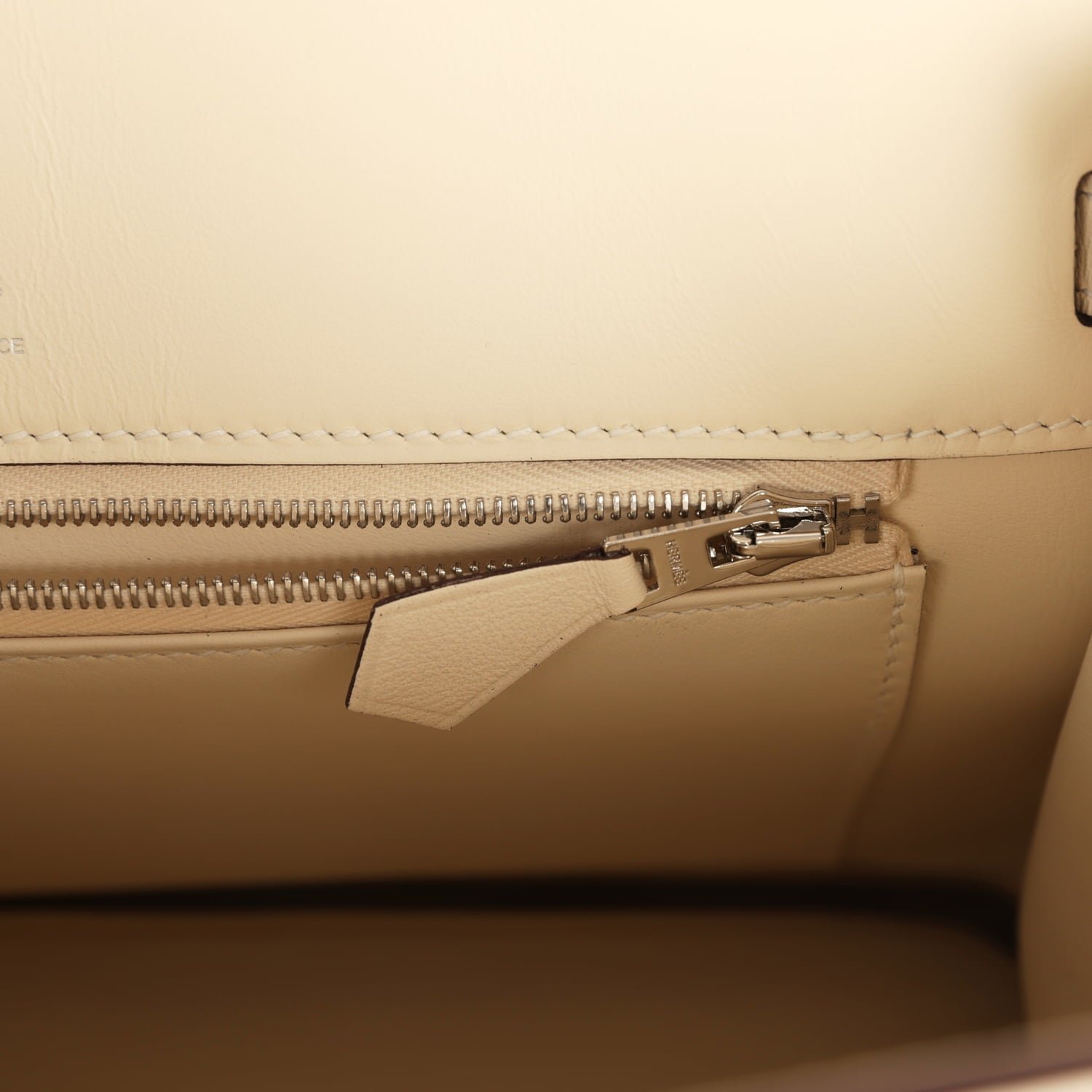 Hermès Birkin Shadow 25 Nata Swift — view 8