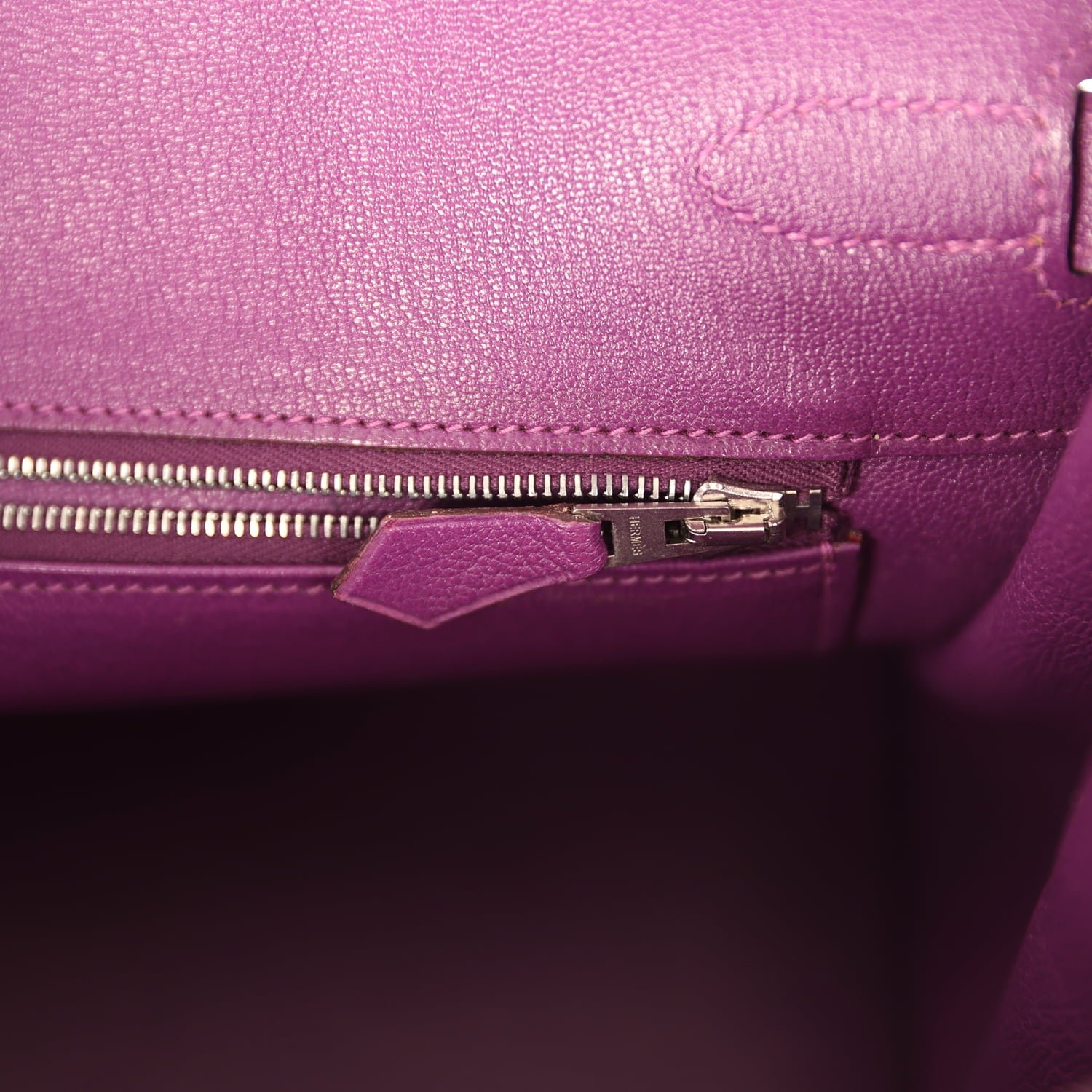 Vintage Hermès Birkin 30 Cyclamen Chevre Mysore — view 9