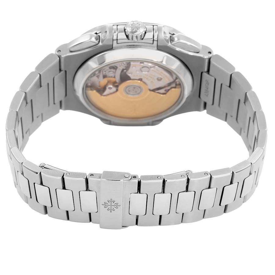 Patek Philippe Nautilus 40.5mm Stainless Steel 2013 for Sale — detail 5