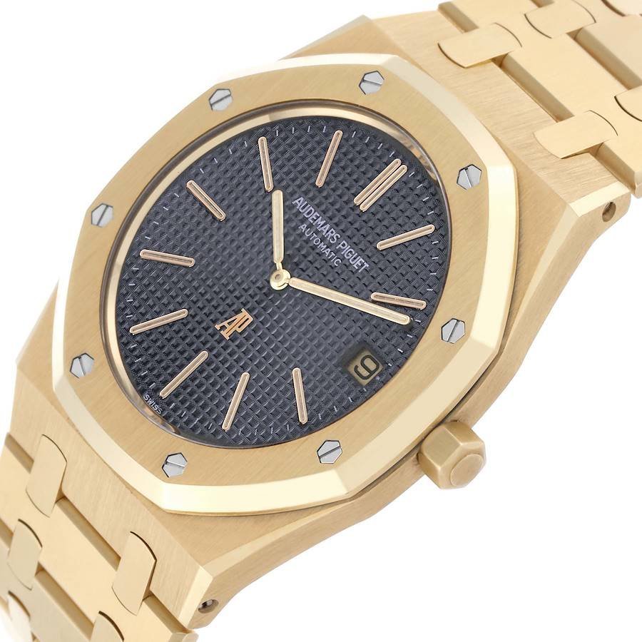 Audemars Piguet Royal Oak Jumbo 39mm Yellow Gold — view 5