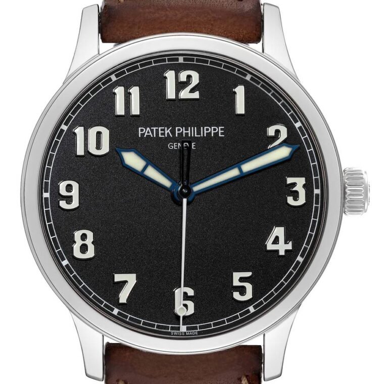 Patek Philippe Calatrava Pilot "New York" Limited Edition 42mm for Sale — alternate view