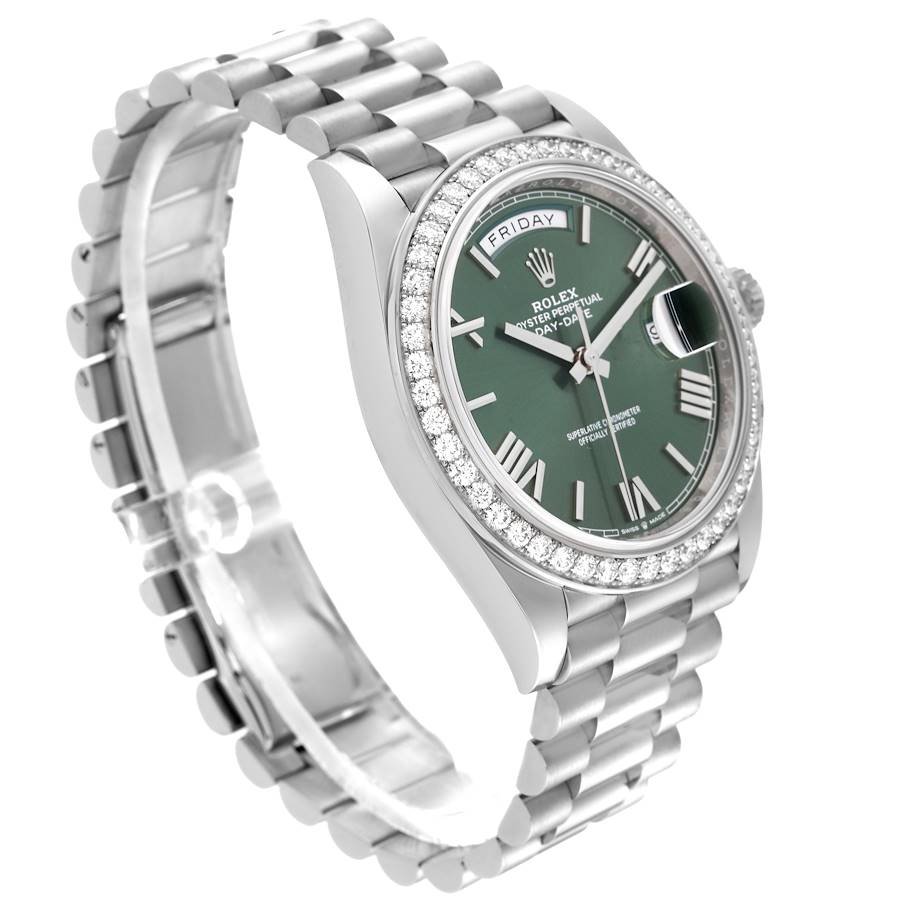 Rolex President Day-Date 40mm White Gold 2021 for Sale — detail 3