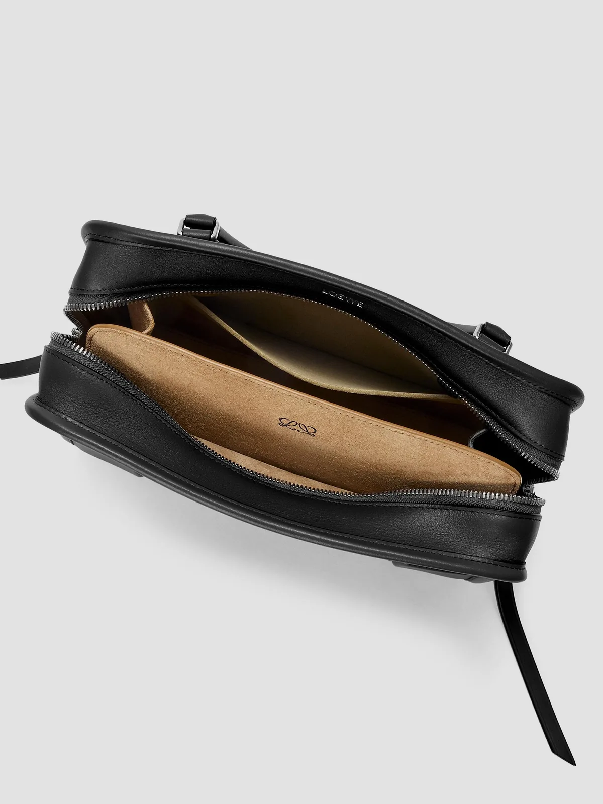 LOEWE Amazona 180 Medium Leather Handbag for Sale