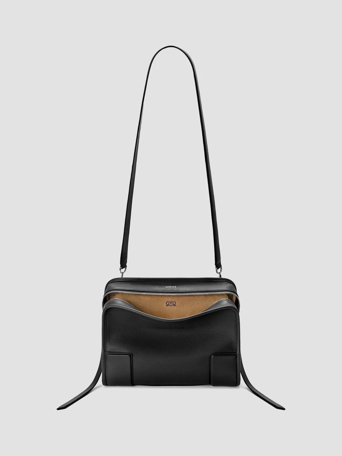 LOEWE Amazona 180 Medium Leather Handbag for Sale