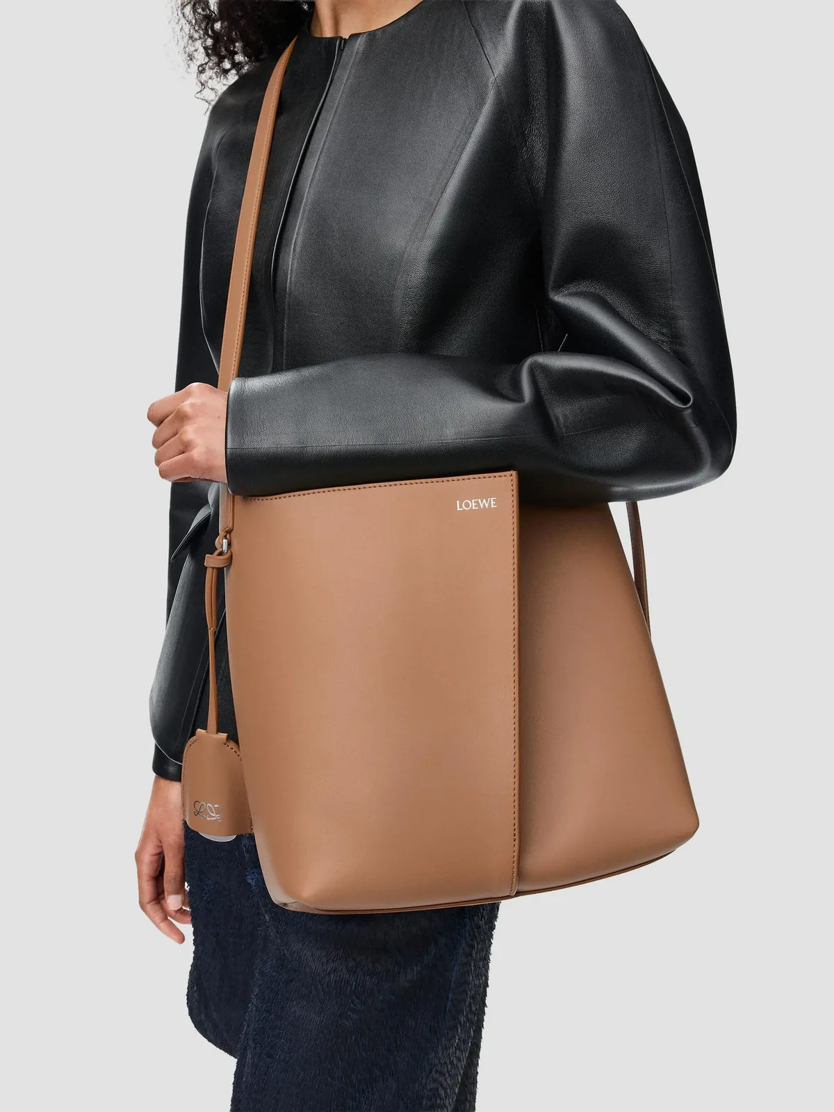 LOEWE Bilbao Medium Leather Bucket Bag for Sale