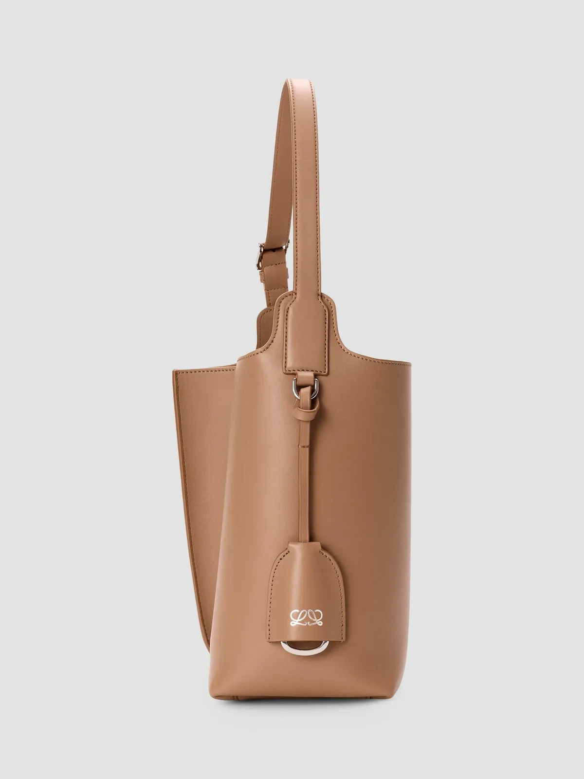 LOEWE Bilbao Medium Leather Bucket Bag for Sale