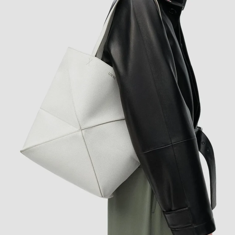 LOEWE Medium Puzzle Fold Grained Leather Tote Bag for Sale — alternate view