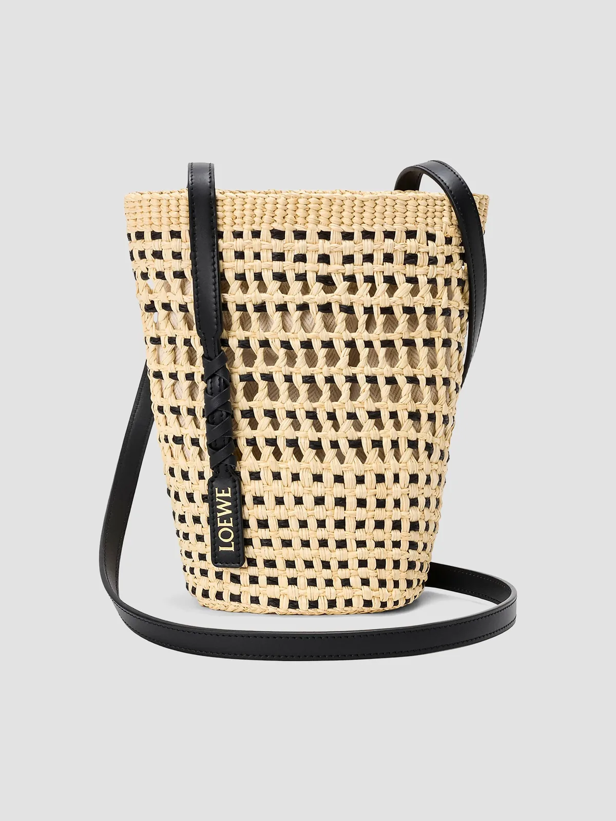 LOEWE x Paula's Ibiza Braided Raffia Bucket Bag for Sale - Natural Black