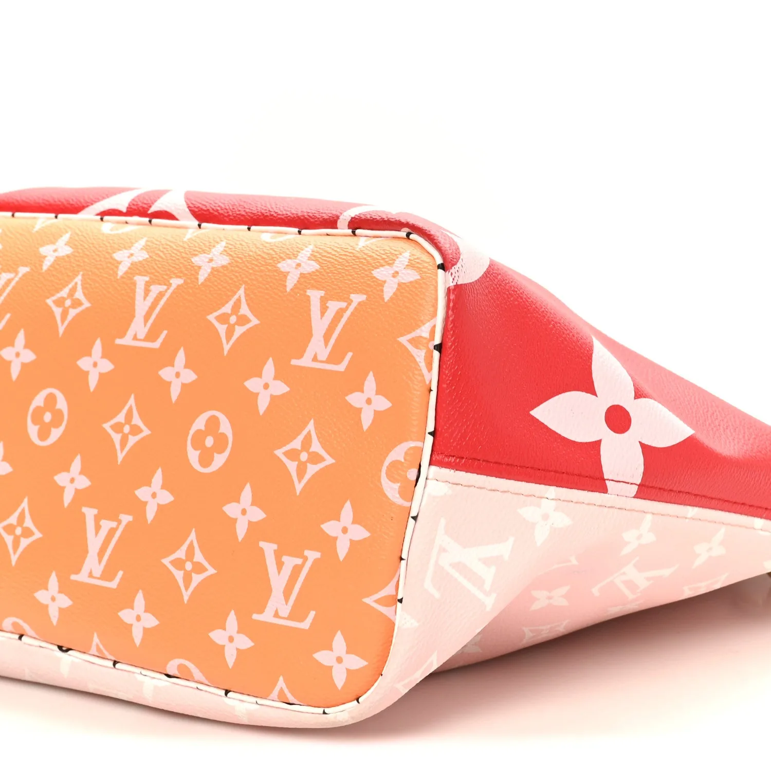 Louis Vuitton Monogram Giant Neverfull MM Rouge – photo 10