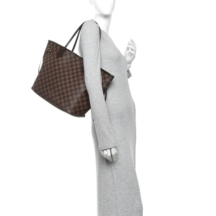 Louis Vuitton Damier Ebene Neverfull MM – Very Good 2013 for Sale — alternate view