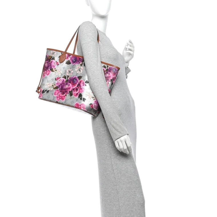 Louis Vuitton Metallic Monogram LV Garden Neverfull MM Silver – Excellent for Sale — alternate view