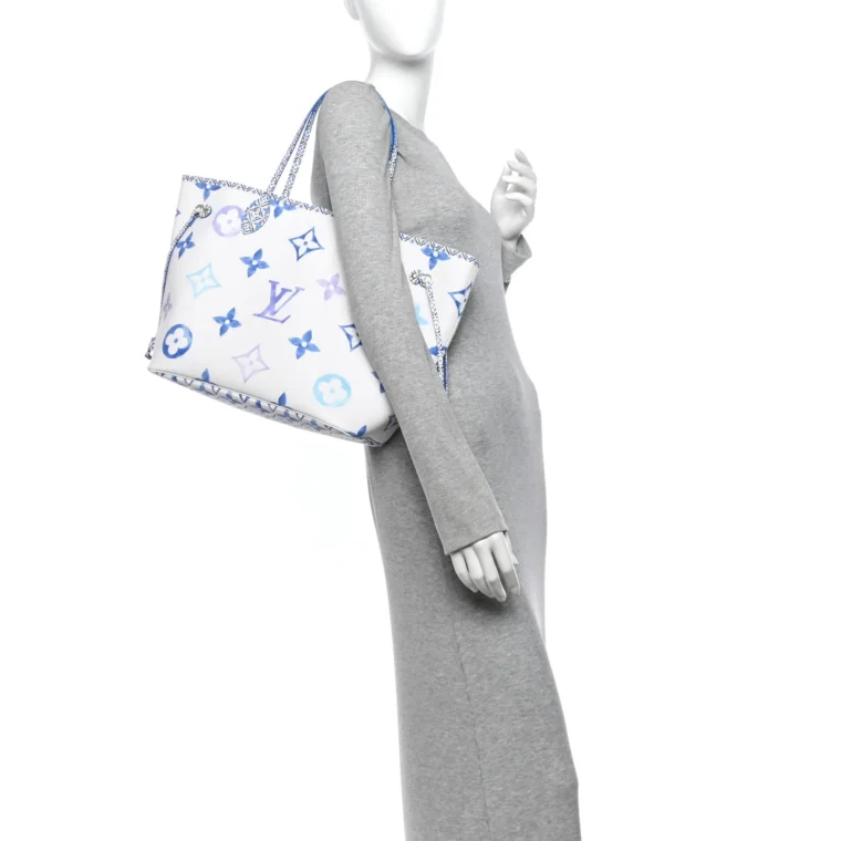 Louis Vuitton Monogram Giant By The Pool 2.0 Neverfull MM Blue – Very Good for Sale — alternate view