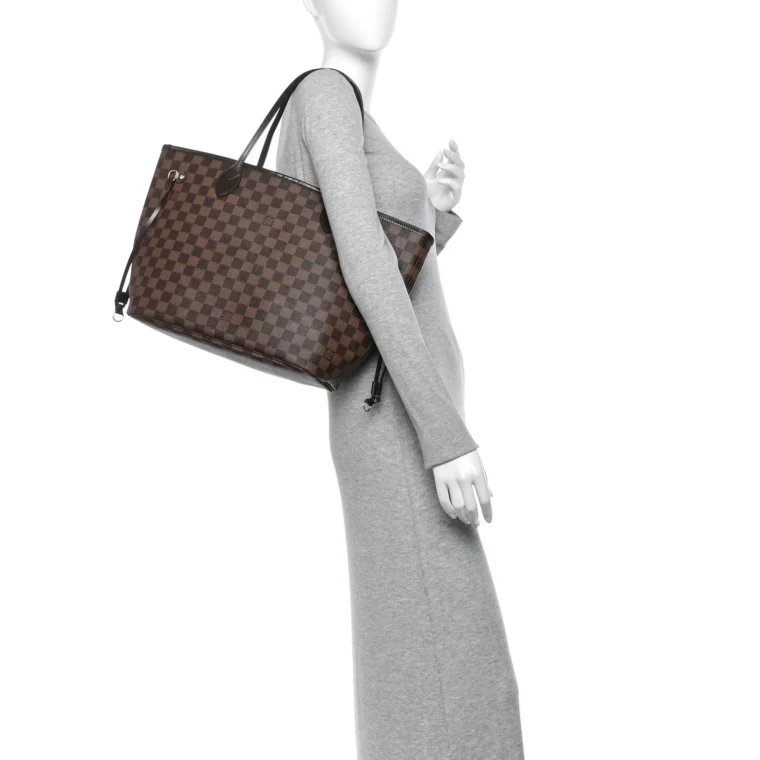 Louis Vuitton Damier Ebene Neverfull MM – Very Good 2014 for Sale — alternate view