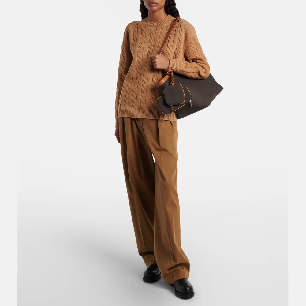 The Row Park Three Stitch Brown/Beige/Cuir view 5